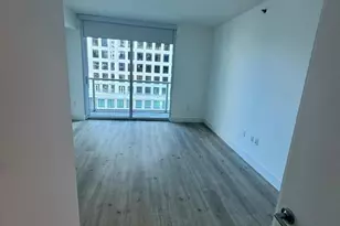 500 Brickell Ave, Miami, FL 33131 - Photo 11