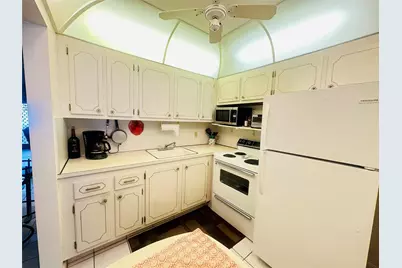 162 Grantham E #162, Deerfield Beach, FL 33442 - Photo 9