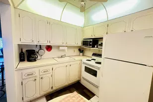 162 Grantham E, Deerfield Beach, FL 33442 - Photo 9