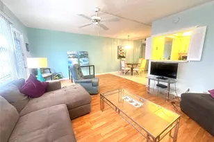 162 Grantham E, Deerfield Beach, FL 33442 - Photo 5
