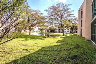 10332 Sunrise Lakes Blvd, Sunrise, FL 33322 - Photo 27