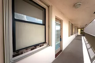 10332 Sunrise Lakes Blvd, Sunrise, FL 33322 - Photo 25