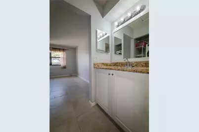 10332 Sunrise Lakes Boulevard #310, Sunrise, FL 33322 - Photo 15