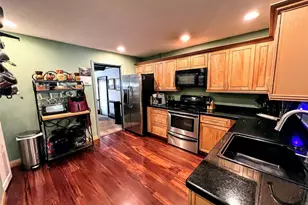 8963 NW 44th Ct, Sunrise, FL 33351 - Photo 9