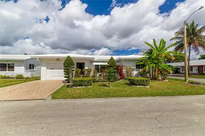 8101 NW 59th Court, Tamarac, FL 33321 - Photo 37