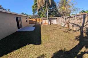 7713 Kimberly Blvd, North Lauderdale, FL 33068 - Photo 7