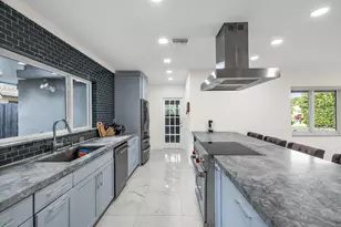 1920 NE 57th St, Fort Lauderdale, FL 33308 - Photo 7