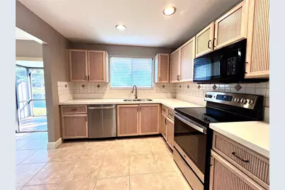 2246 Discovery Circle, Deerfield Beach, FL 33442 - Photo 9