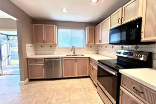 2246 Discovery Circle, Deerfield Beach, FL 33442 - Photo 9