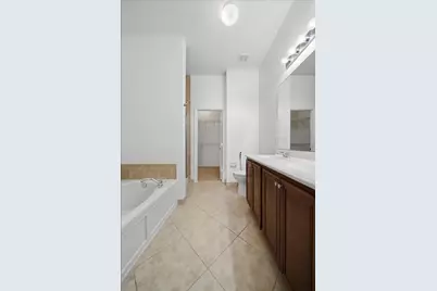 4851 Bonsai Circle #215, Palm Beach Gardens, FL 33418 - Photo 15