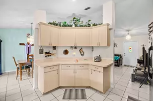 590 SW Lacroix Ave, Port Saint Lucie, FL 34953 - Photo 11