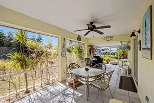 590 SW Lacroix Ave, Port Saint Lucie, FL 34953 - Photo 25