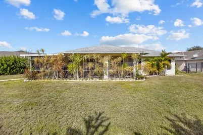 590 SW Lacroix Avenue, Port Saint Lucie, FL 34953 - Photo 27