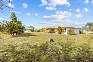 590 SW Lacroix Ave, Port Saint Lucie, FL 34953 - Photo 29