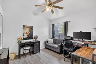 165 SW Eyerly Ave, Port Saint Lucie, FL 34983 - Photo 35