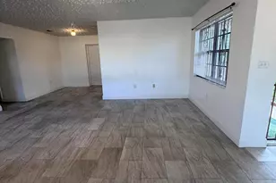 1440 NW 183rd St, Miami, FL 33169 - Photo 9