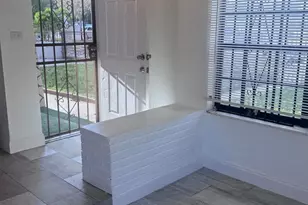 1440 NW 183rd St, Miami, FL 33169 - Photo 5