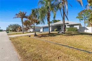 1209 SW Emerald Ave, Port Saint Lucie, FL 34953 - Photo 7