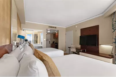 18001 Collins Avenue, Sunny Isles Beach, FL 33160 - Photo 39