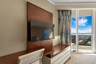 18001 Collins Ave, Sunny Isles Beach, FL 33160 - Photo 35