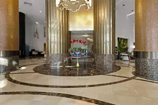 18001 Collins Ave, North Miami Beach, FL 33160 - Photo 3