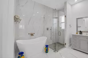 711 NE 6th St, Boca Raton, FL 33432 - Photo 43