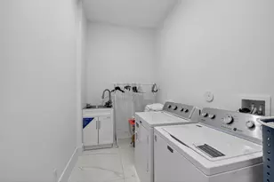 711 NE 6th St, Boca Raton, FL 33432 - Photo 27