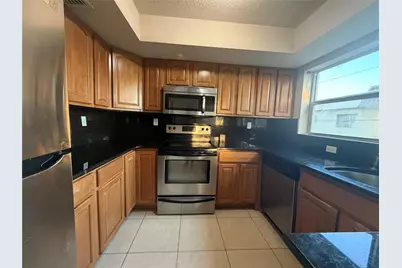 2110 NE 42nd Court #E, Lighthouse Point, FL 33064 - Photo 5