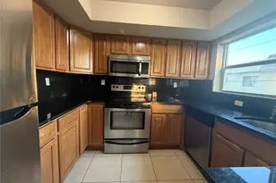 2110 NE 42nd Ct, Pompano Beach, FL 33064 - Photo 5