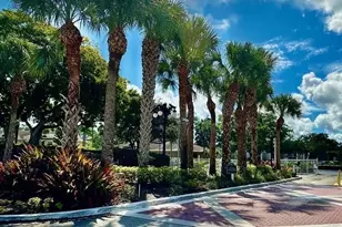 671 Cypress Lake Blvd, Pompano Beach, FL 33064 - Photo 13