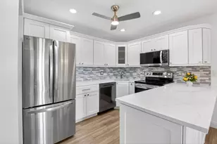 427 Pine Glen Ln, Greenacres, FL 33463 - Photo 11