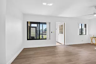 427 Pine Glen Ln, Greenacres, FL 33463 - Photo 9