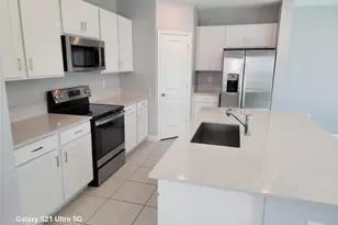 4518 Dow Ln, Lake Worth, FL 33463 - Photo 3