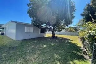 16310 NW 22nd Ct, Opa Locka, FL 33054 - Photo 5