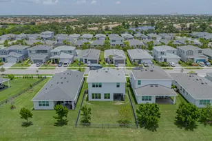 10696 SW Estella Ln, Port Saint Lucie, FL 34987 - Photo 33