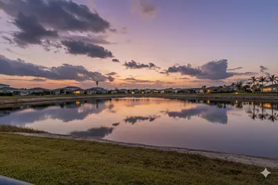 10696 SW Estella Lane, Port Saint Lucie, FL 34987 - Photo 3