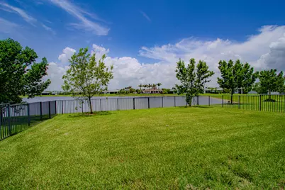 10696 SW Estella Lane, Port Saint Lucie, FL 34987 - Photo 35