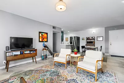 124 NE 19th Court #204B, Wilton Manors, FL 33305 - Photo 3