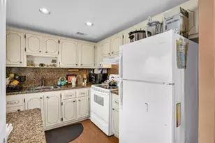 220 Flanders, Delray Beach, FL 33484 - Photo 11