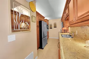 1200 Hibiscus Ave, Pompano Beach, FL 33062 - Photo 5