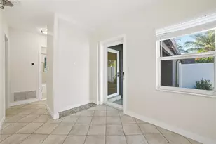 2000 NE 18th St, Fort Lauderdale, FL 33305 - Photo 51