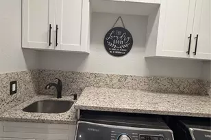 12200 NW 77th Manor, Parkland, FL 33076 - Photo 21