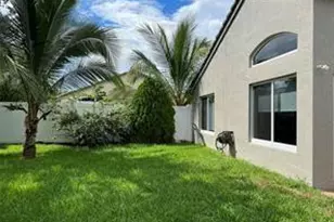 9880 Red Heart Ln, Tamarac, FL 33321 - Photo 23