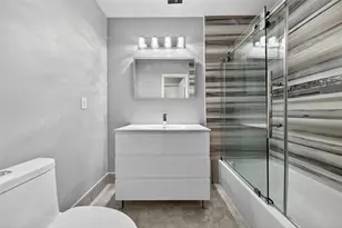 204 Lincoln Ct, Deerfield Beach, FL 33442 - Photo 7