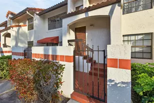 204 Lincoln Ct, Deerfield Beach, FL 33442 - Photo 1