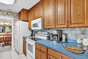 8140 NW 13th Pl, Coral Springs, FL 33071 - Photo 17