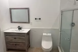 1651 NE 33rd St, Oakland Park, FL 33334 - Photo 3