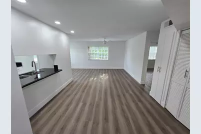 8886 SW 3rd Street #202, Pembroke Pines, FL 33025 - Photo 7