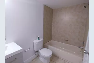 705 NW 91st Terrace, Plantation, FL 33324 - Photo 9