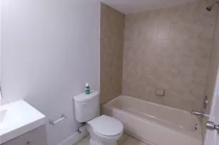705 NW 91st Terrace, Plantation, FL 33324 - Photo 9